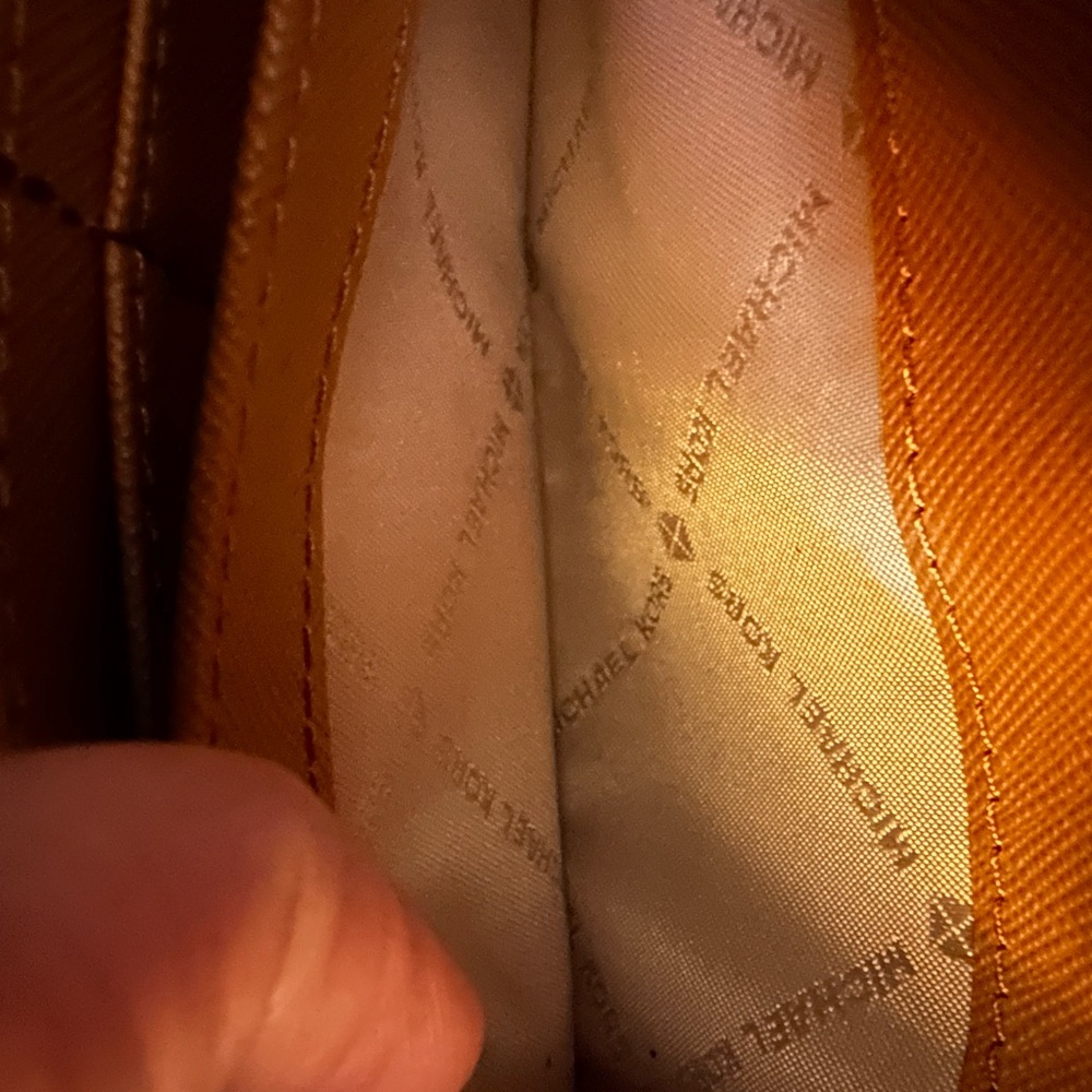 Michael Kors Fulton Carryall Wallet - Picture 8 of 11